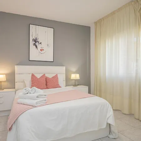 Perfect Getaway In Triana - 15m Walk Giralda