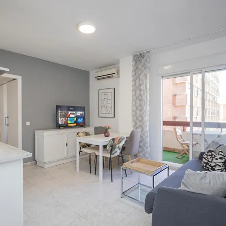 Apartment Perfect Getaway In Triana - 15m Walk Giralda Seville